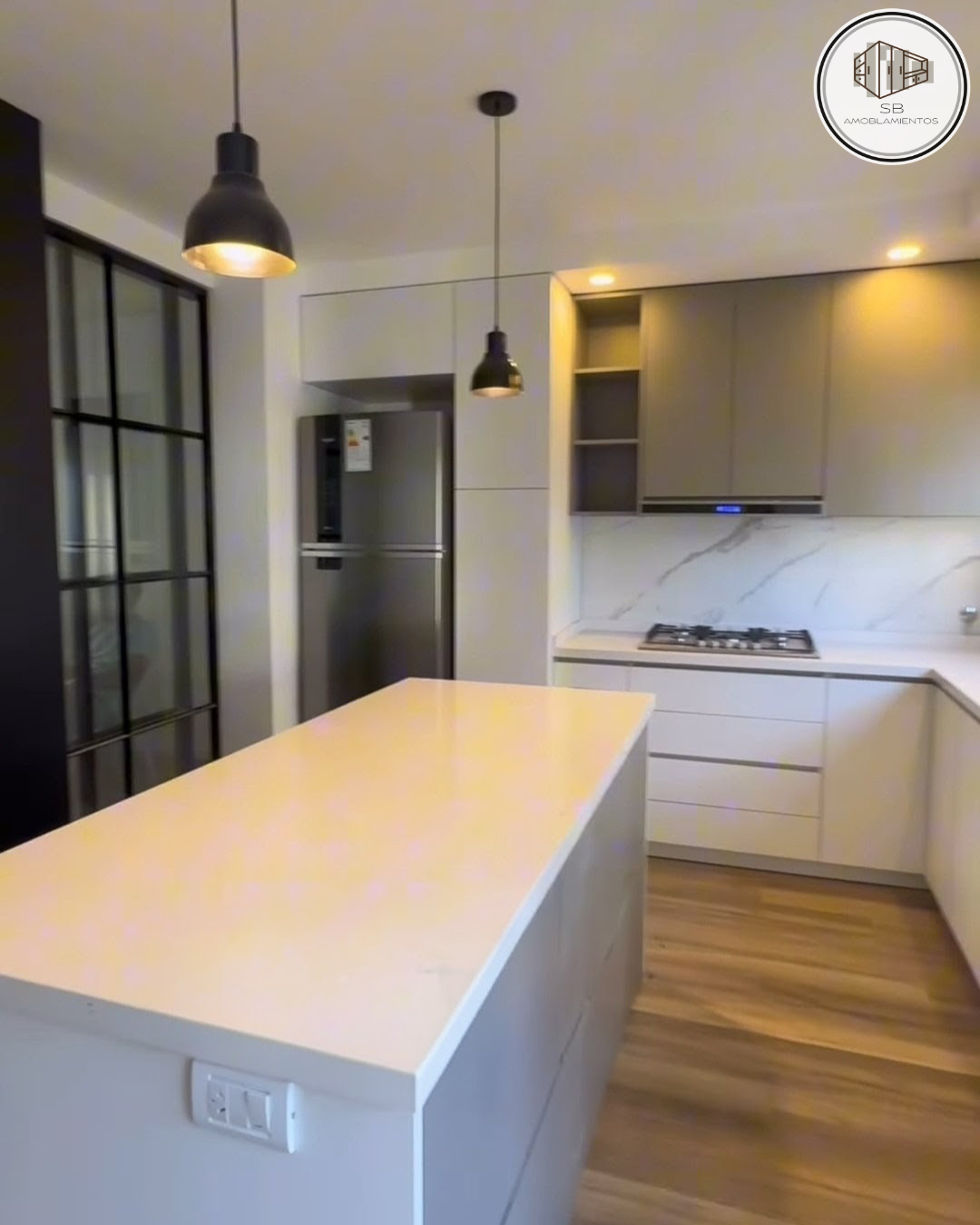 Proyecto Alvarado — cocina a medida por SB Amoblamientos